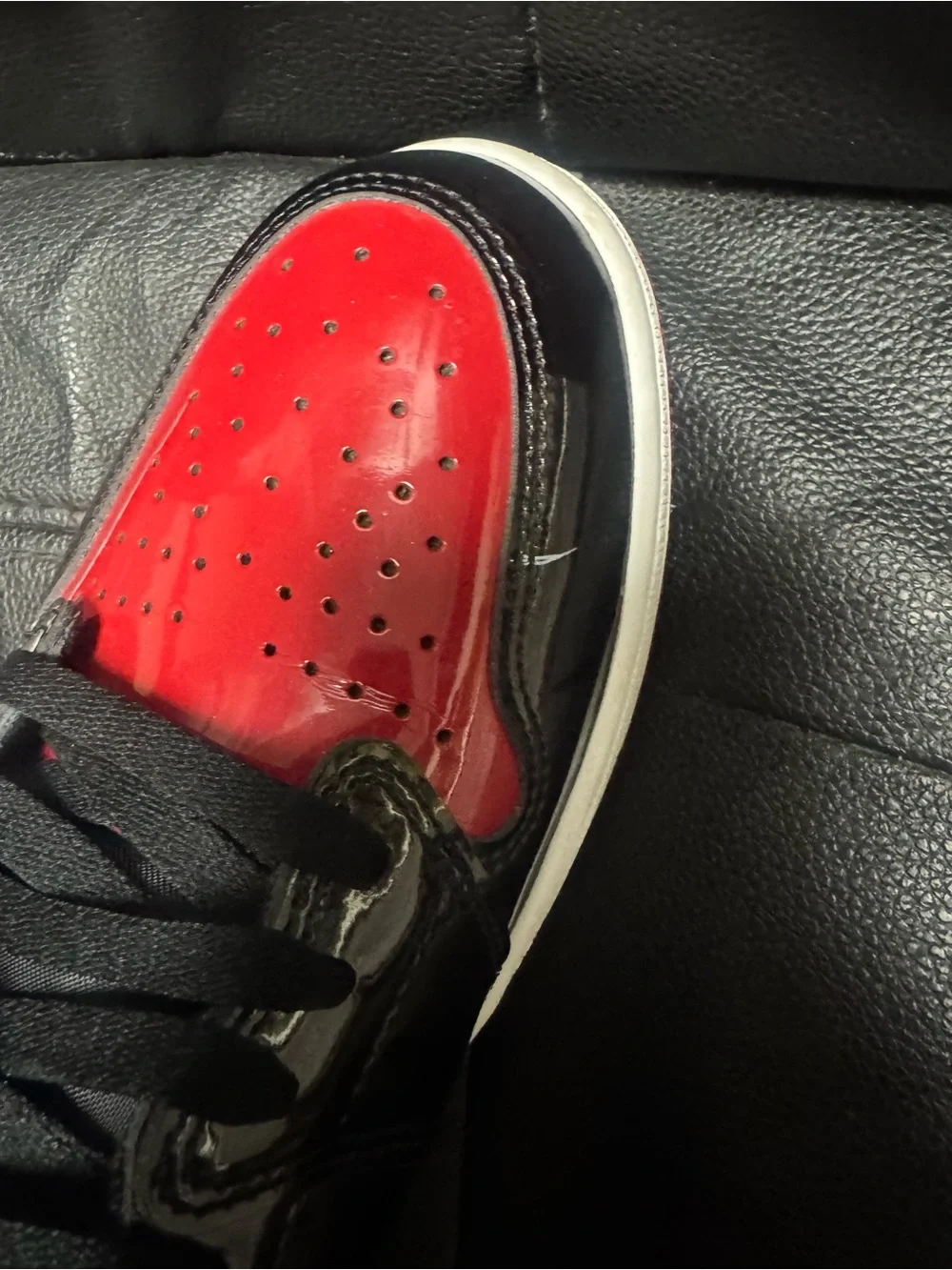 Jordan Men’s Air Jordan 1 High Black/Red Patent Leather